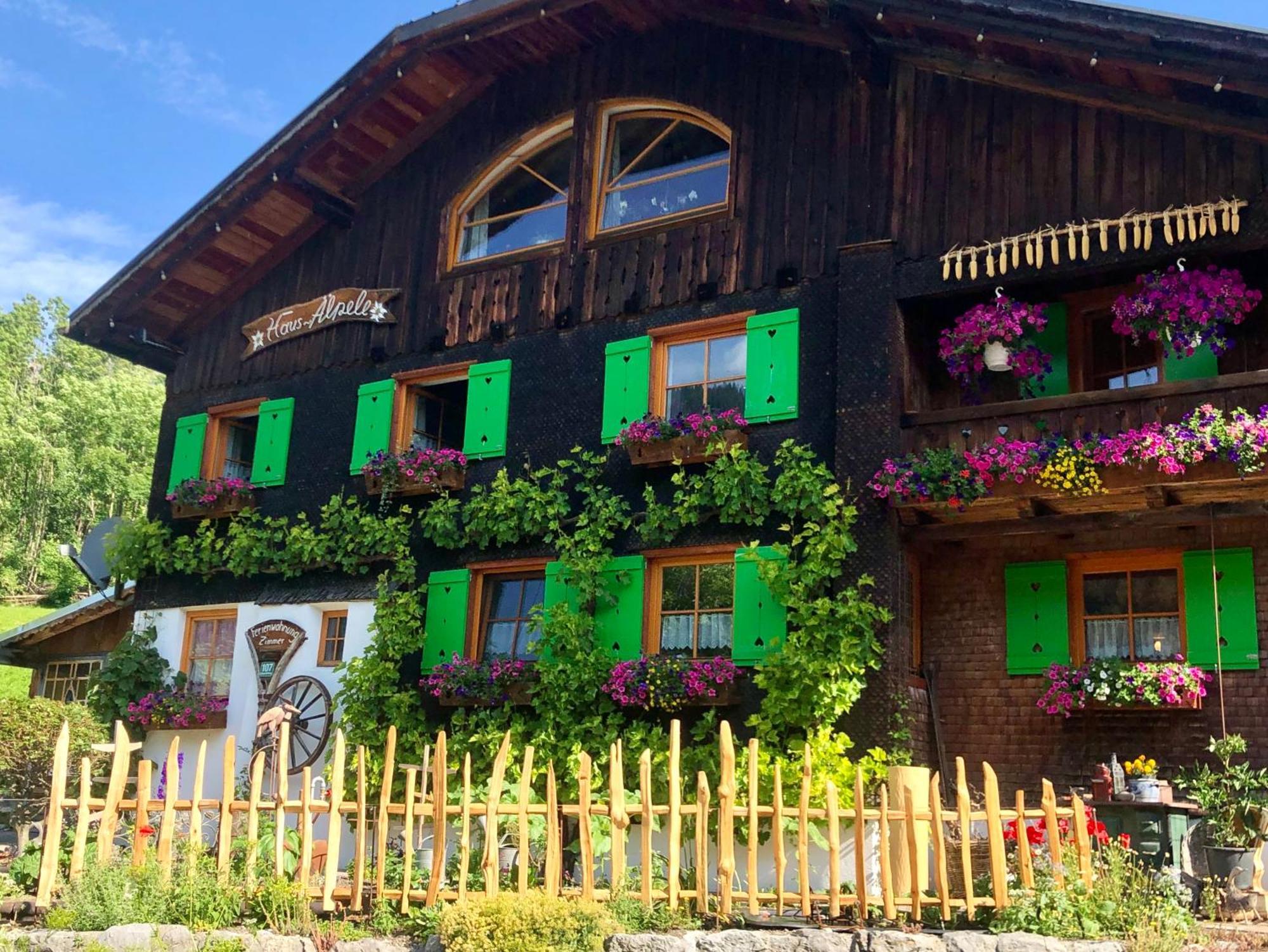 Haus Aelpele Apartman Klosterle am Arlberg Kültér fotó
