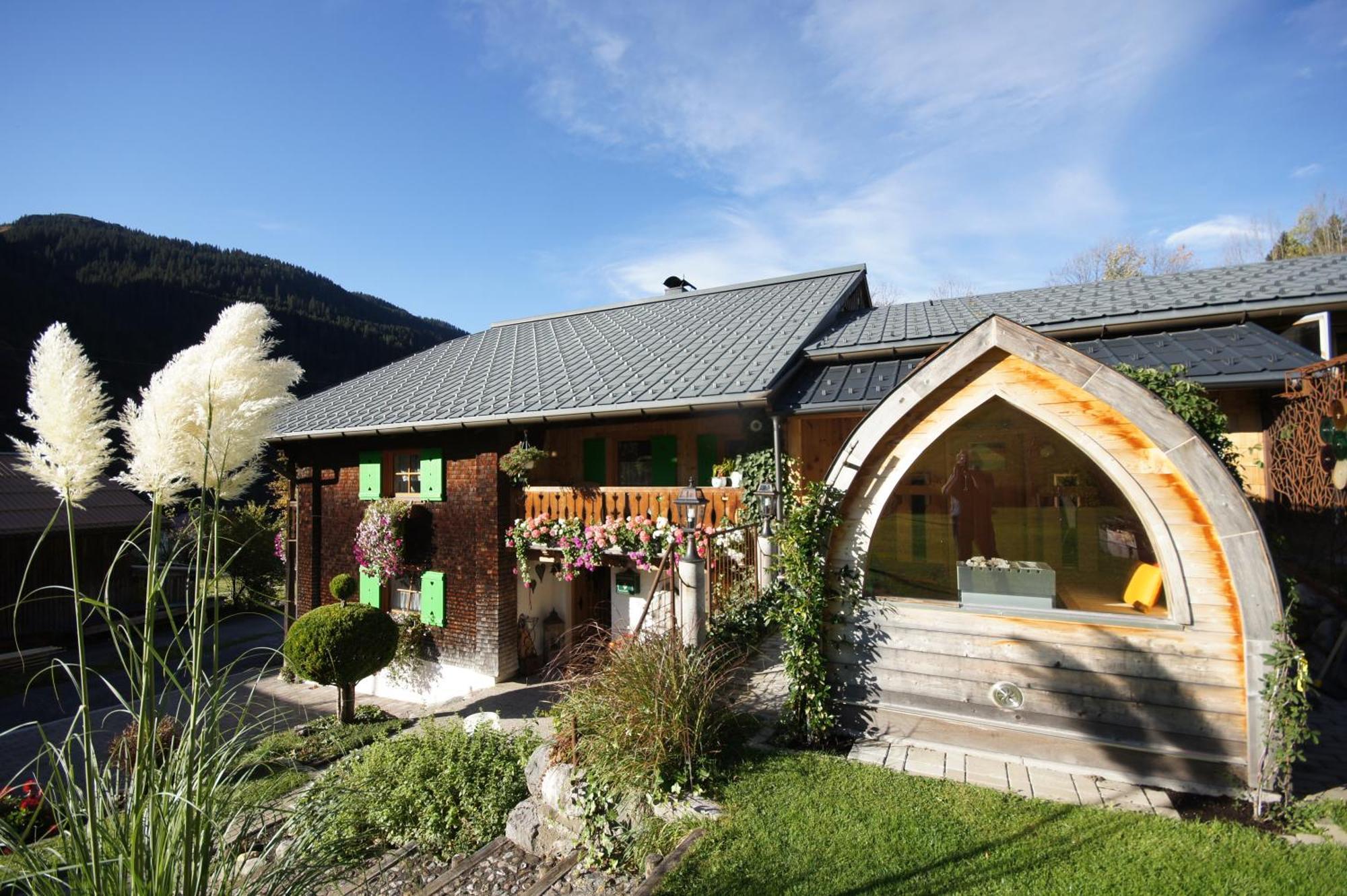 Haus Aelpele Apartman Klosterle am Arlberg Kültér fotó